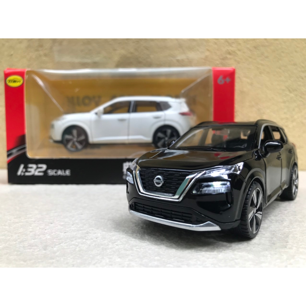 Mô hình xe NISSAN Xtrail 2023 1:32