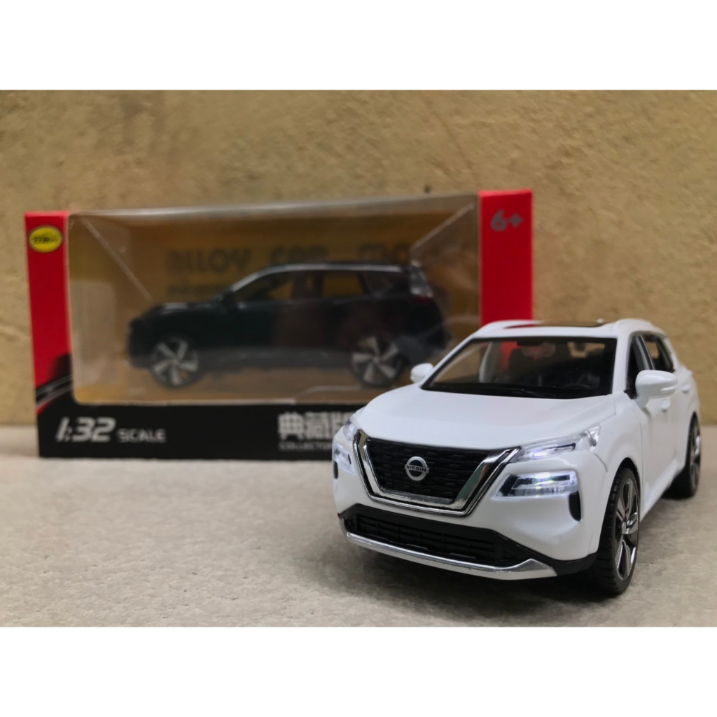 Mô hình xe NISSAN Xtrail 2023 1:32