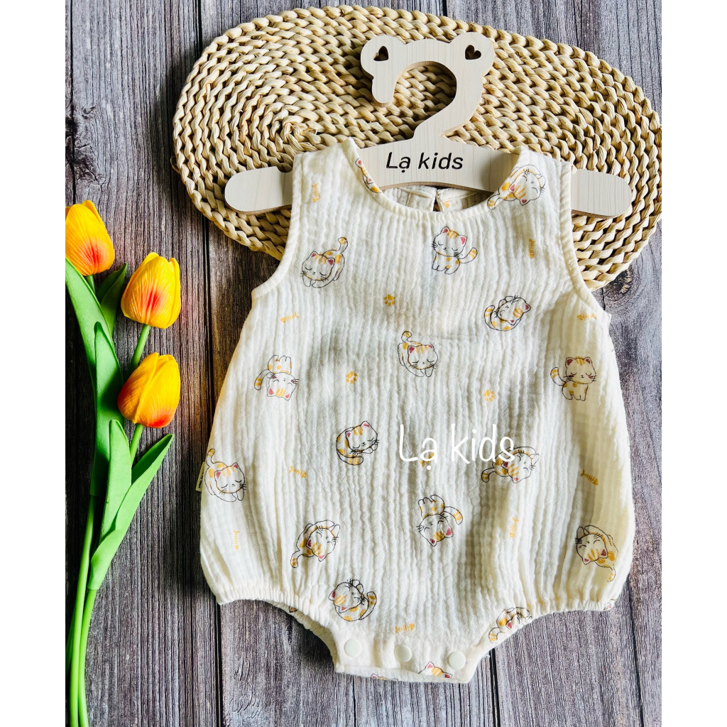 Body xô muslin và nón cho bé