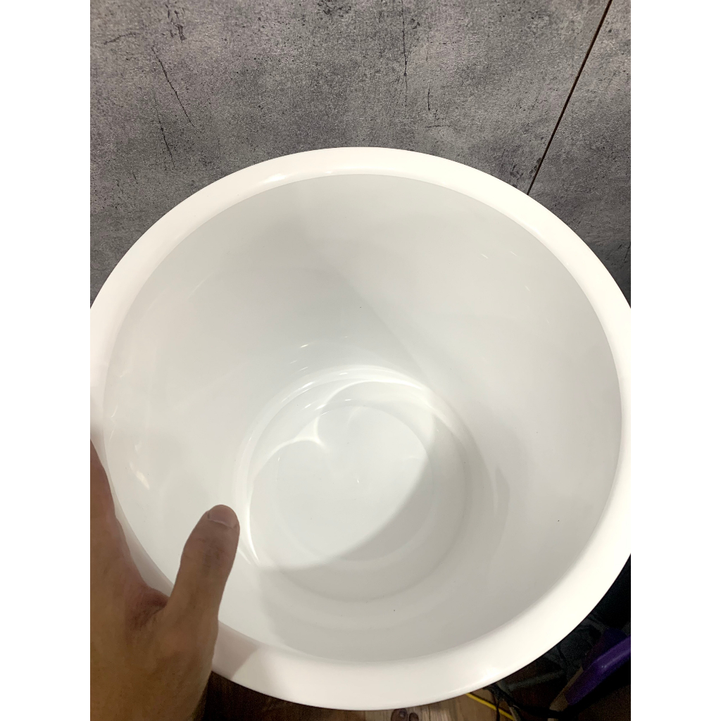 XÔ NHỰA TRẮNG CÓ NẮP 17L, 25L MÃ DW4.5GL, DW6.5GL - NHẬP KHẨU CHÍNH HÃNG THÁI LAN.