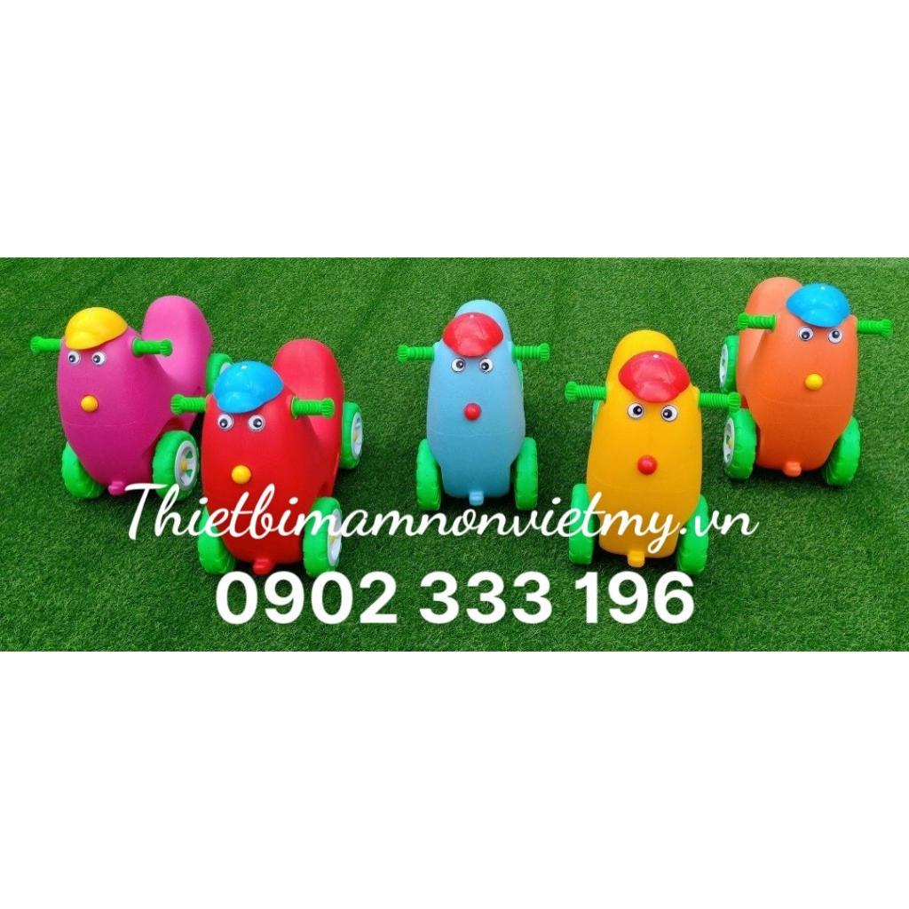 Xe chòi chân cho bé