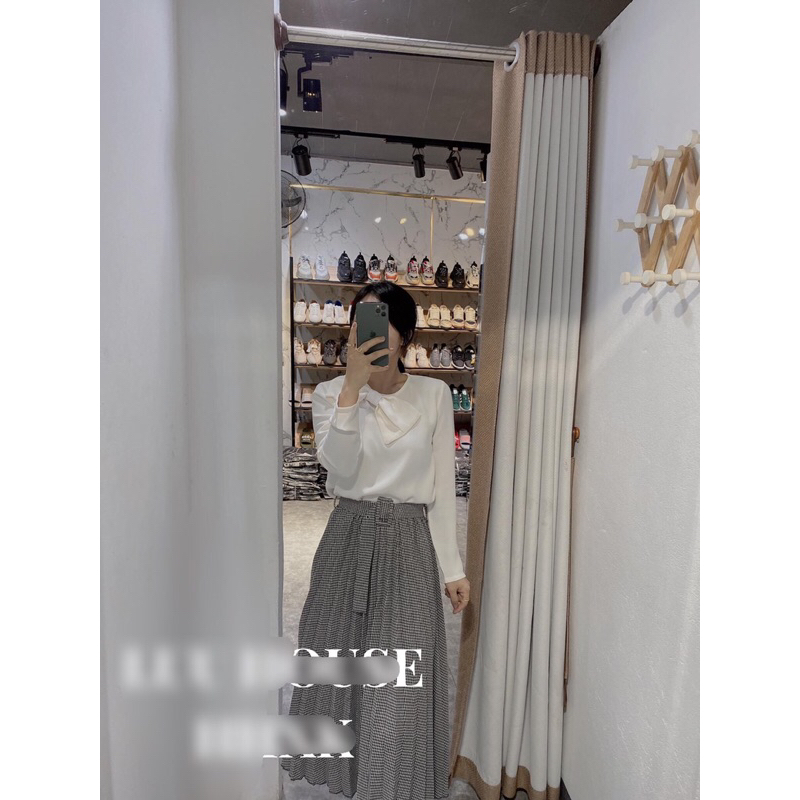 Áo zara trắng buộc nơ