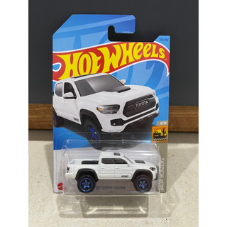 Xe mô hình đồ chơi cơ bản Hotwheels 1:64 - '20 Toyota Tacoma