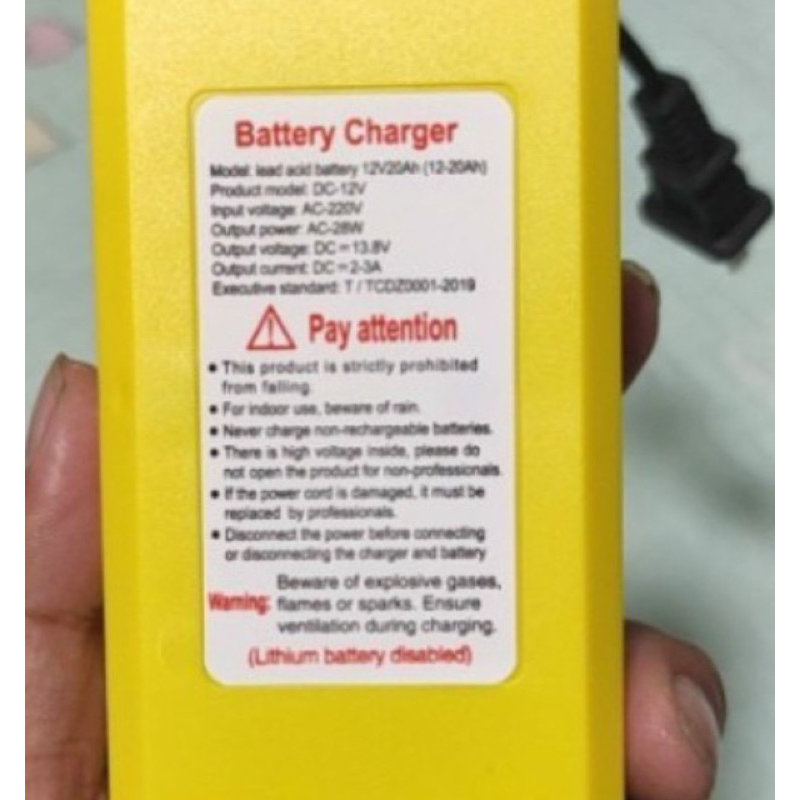 𝑩𝒐̣̂ 𝒔𝒂̣𝒄 𝒃𝒊̀𝒏𝒉 𝒂̆́𝒄 𝒒𝒖𝒚 tự động ngắt 12V 2Ah-20Ah sạc acquy xe máy, xe ô tô, có đèn led báo đầy