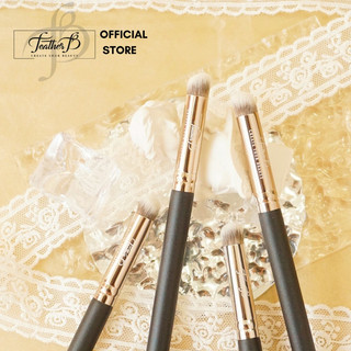 Cọ che khuyết điểm đầu tròn feather b 370