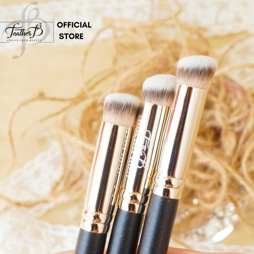 Cọ che khuyết điểm đầu tròn Feather B 270s
