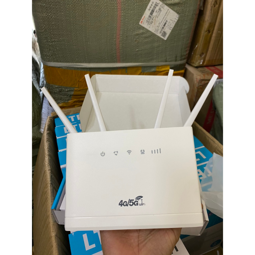 Bộ phát wifi 4G RS980+  Kết nối 32 thiết bị, 2 anten thu sóng khủng