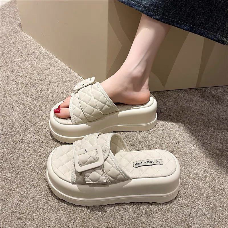 Dép da trầm trám đế cao kiểu dáng khuya siêu sang