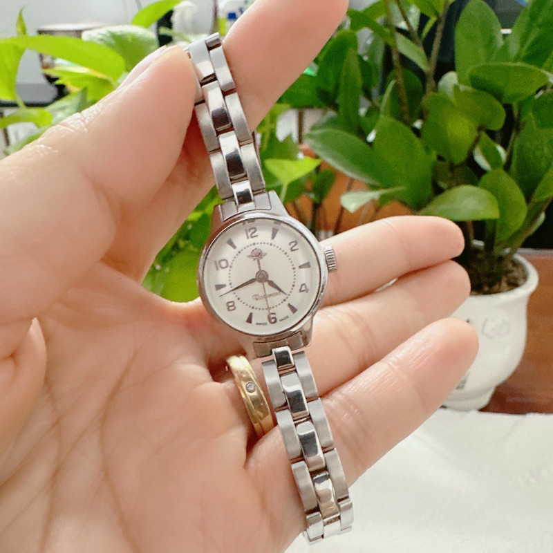 Đồng hồ nữ si nhật hiệu Rosemont