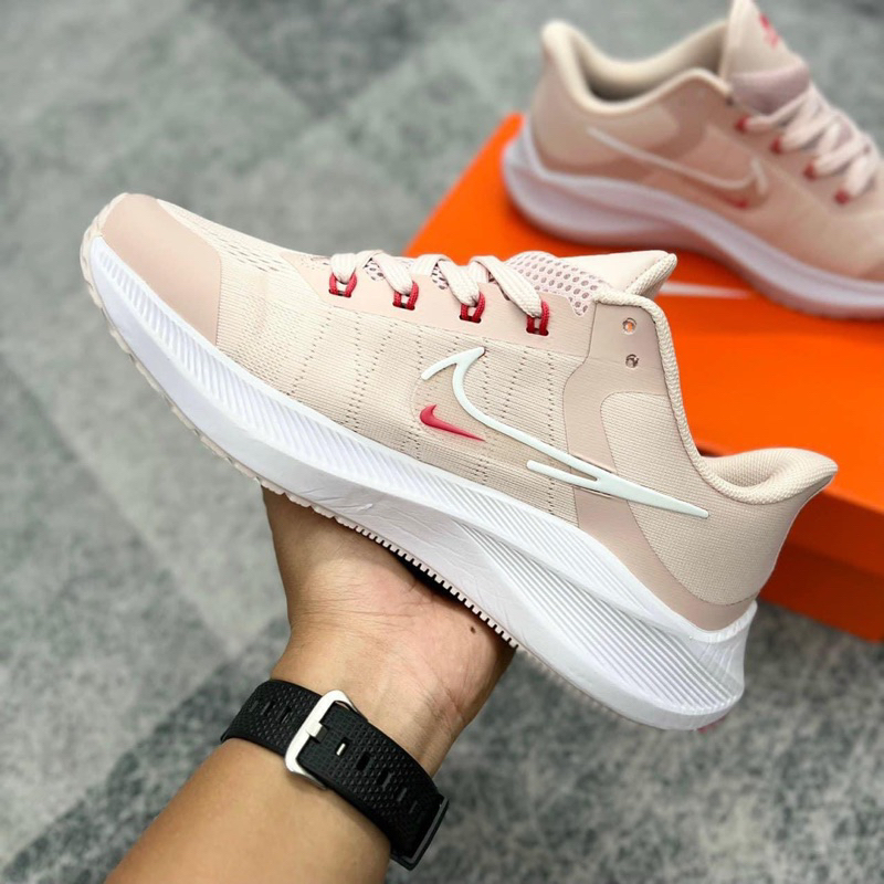Giày sneaker zoom fly 8 hồng nude