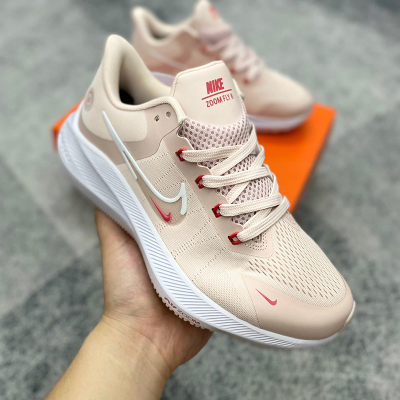 Giày sneaker zoom fly 8 hồng nude