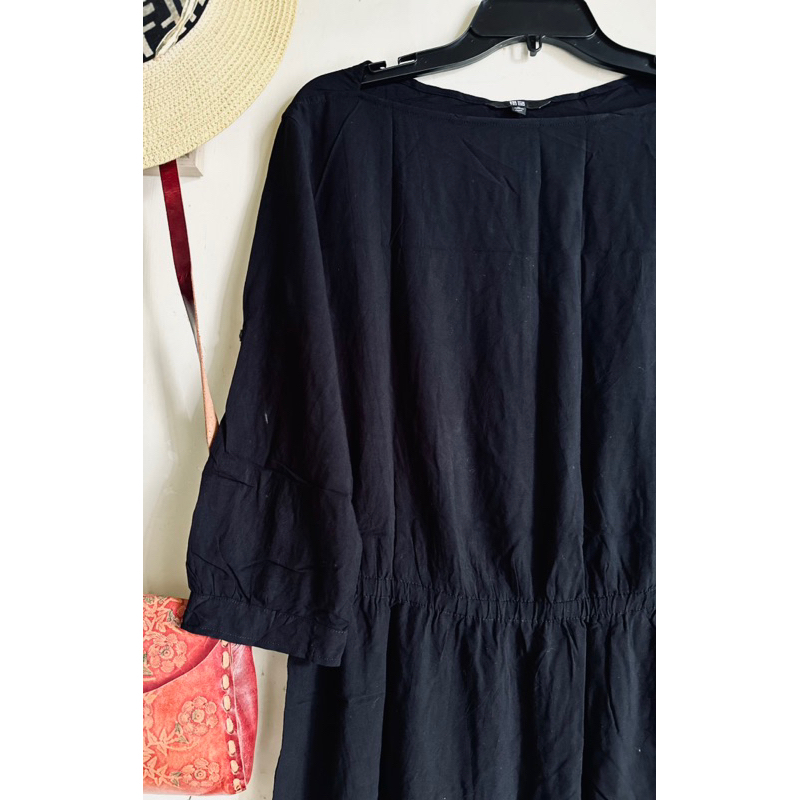 Đầm Uniqlo tay dài