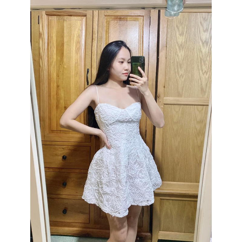 Đầm xoè 2 dây ren dự tiệc