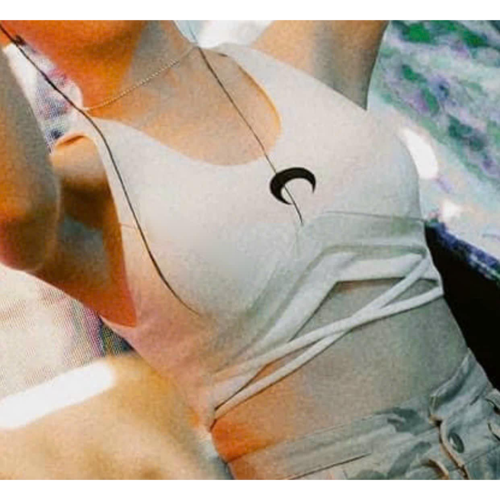 Áo bra chéo dây logo MẶT TRĂNG