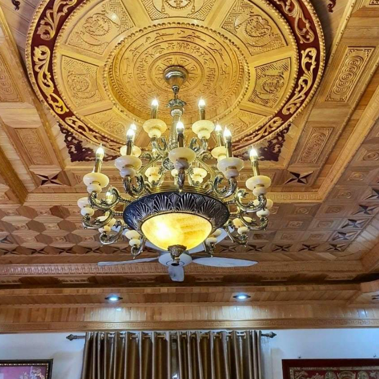 Đèn chùm đồng đá tay nến 18 tay cao cấp, đồng xịn đèn phù hợp cho không gian nhà gỗ,nhà chùa kiến trúc cổ xưa DDT