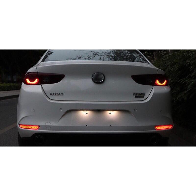 Đèn cản sau Mazda 3 2020+