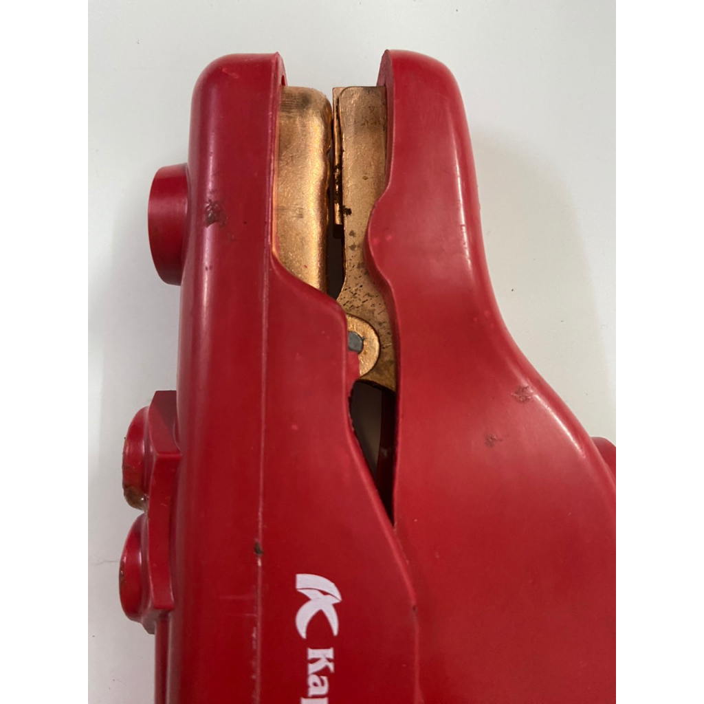 Kìm hàn cán gỗ 600A dùng trong máy hàn que