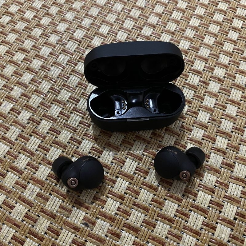 Tai nghe Sony wf 1000xm4