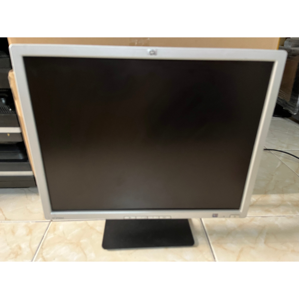 Màn hình máy tính HP Compaq Monitor LE1711 | 17inch | TN | HD+ | 60Hz – 5ms | 85% sRGB | 5:4 ratio chính hãng Shopcom