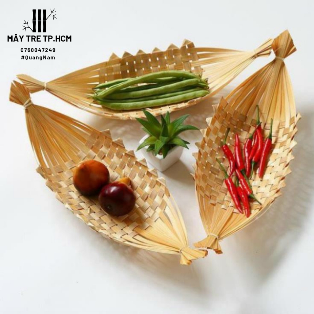 Thuyền tre đựng đồ ăn, trang trí, đựng bánh kẹo trái cây decor chụp hình