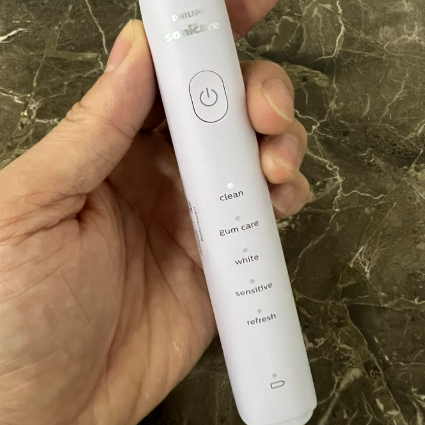 Bàn chải đánh răng điện Philips Sonicare HX2471 Series 3200  tích hợp 5 chế độ làm sạch - Hàng Chính Hãng