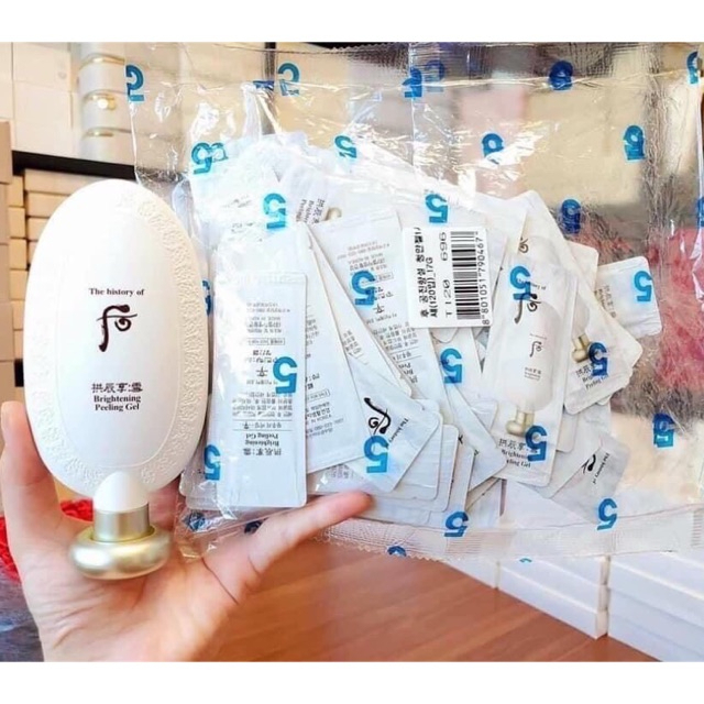 Combo 30 gói tẩy da chết dạng Gel Whoo Gongjinhyang Seol Brightening Peeling Gel 30ml
