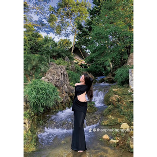 ĐẦM BODY ĐEN TRỄ VAI KHOÉT EO 1 BÊN 🖤