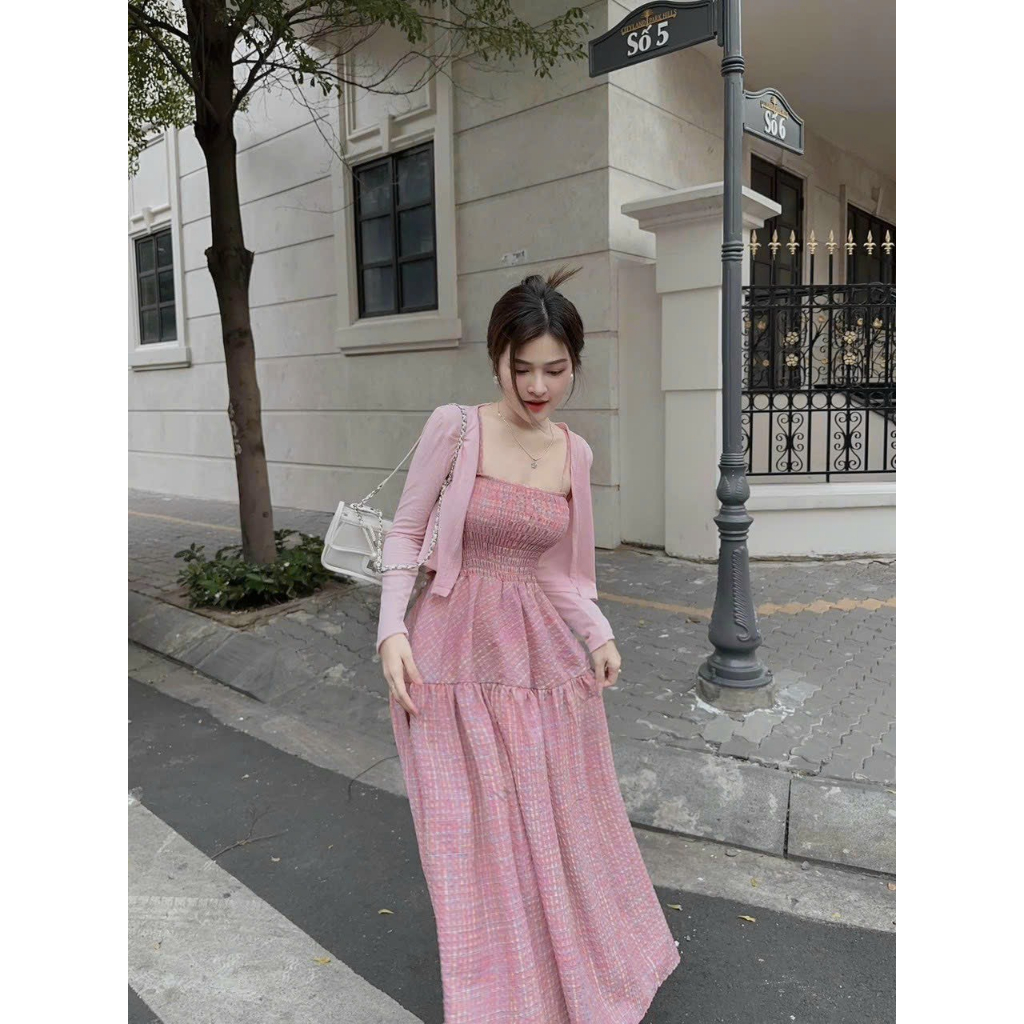 Set đầm maxi nữ màu hồng pastel xinh phối kèm áo khoát borip, đầm hai dây dáng xòe chạy moking ngực ôm dể mặc đi chơi