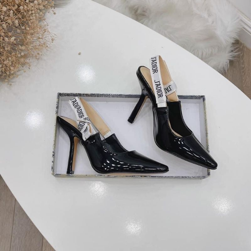 Sandal nữ da bóng mũi nhọn gót cao quai trắng chữ Nguyên hộp hãng cao cấp