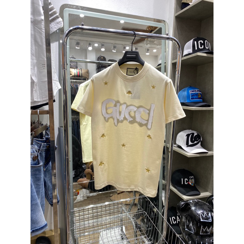 Áo phông G.c hoạ tiết logo và thêu ong sao cực chất .New