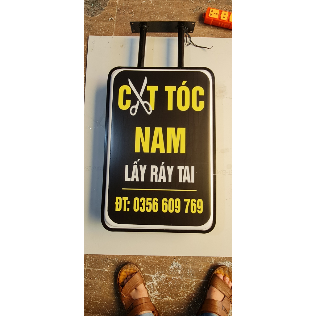 Biển vẫy mica hút nổi sáng đèn - Biển quảng cáo hộp đèn hút nổi mica hình tròn cho nhà hàng,quán cafe