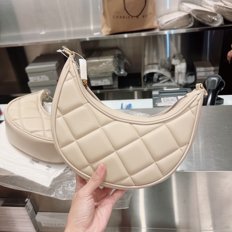 - Túi đeo vai C-N-Keith