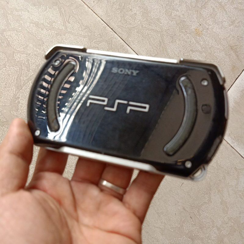 May game Sony Psp Go