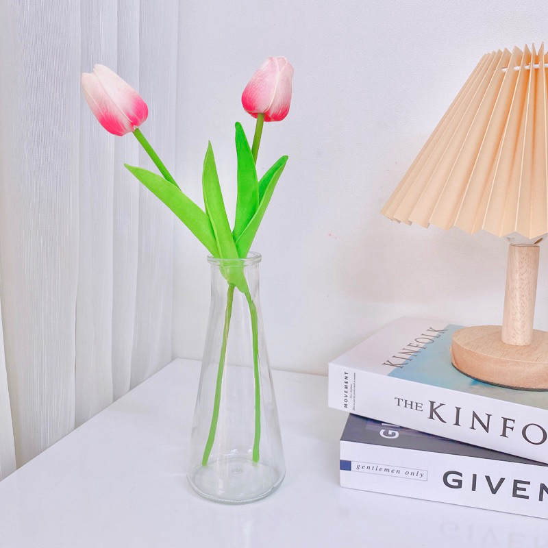 Lọ Hoa Thuỷ Tinh Hình Nón Cổ Hẹp Phong Cách Hàn Quốc | Coquin Decor