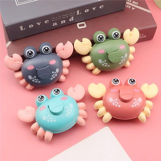 Đồ Chơi Cua Bò Ngang Chạy Cót Dễ Thương Cho Bé