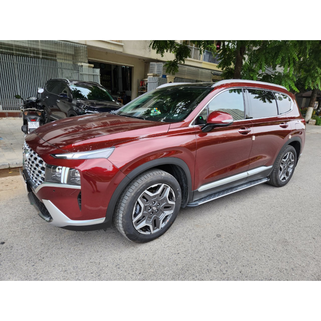 Bậc lên xuống, bệ bước chân xe Hyundai SantaFe 2019-2023. Nhôm đúc nguyên khối. Khắc logo. Tặng sáp thơm