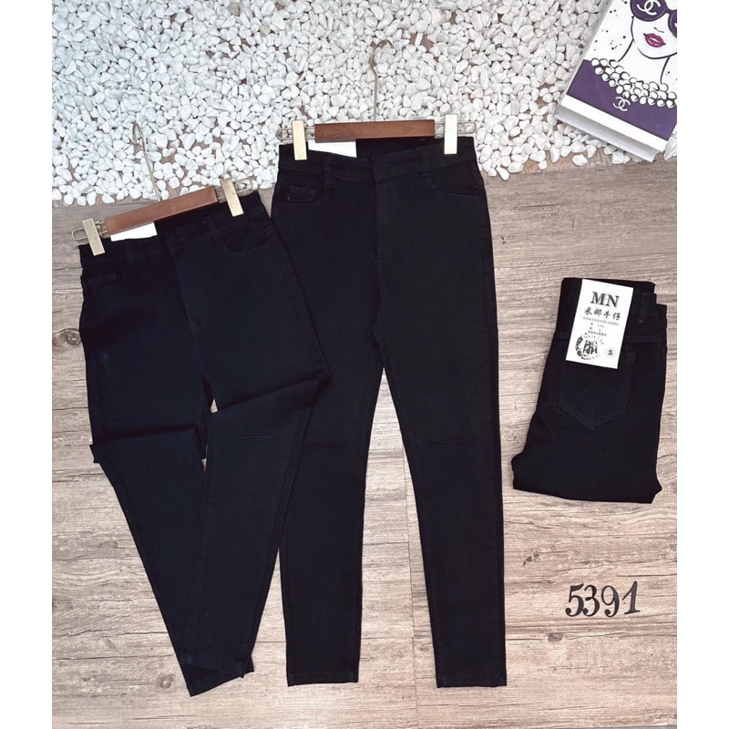 Quần Bò Bó Trơn- Rách