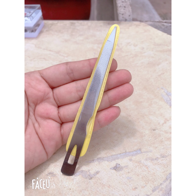Cây lấy khóe móng, cây móc khoé, dũa móng sắt