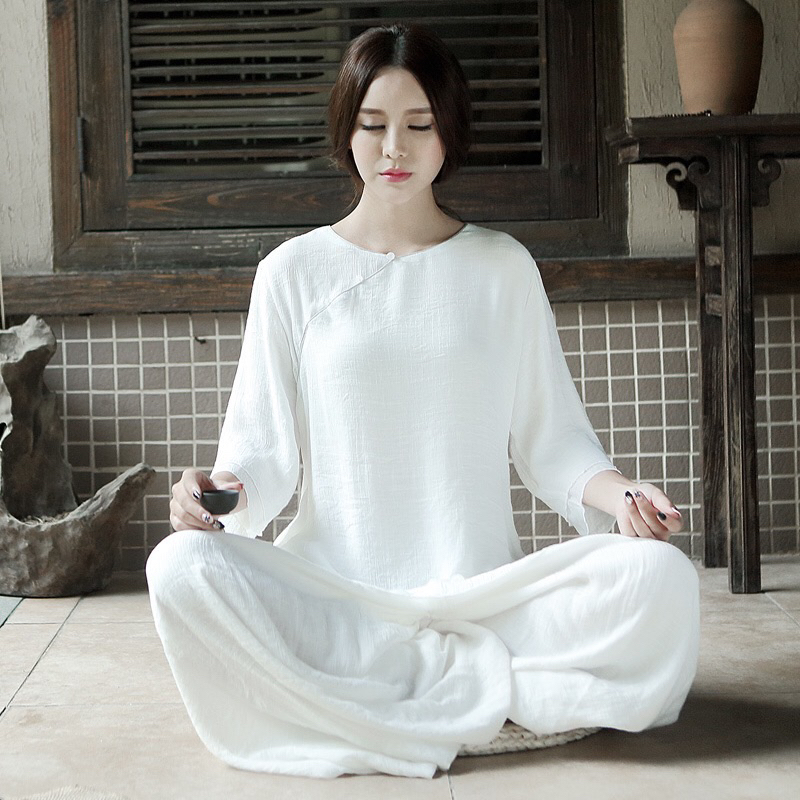 Set lanh tơ kín đáo 2 lớp. Phù hợp trà đạo/ yoga / thiền/ chụp ảnh / đi lễ