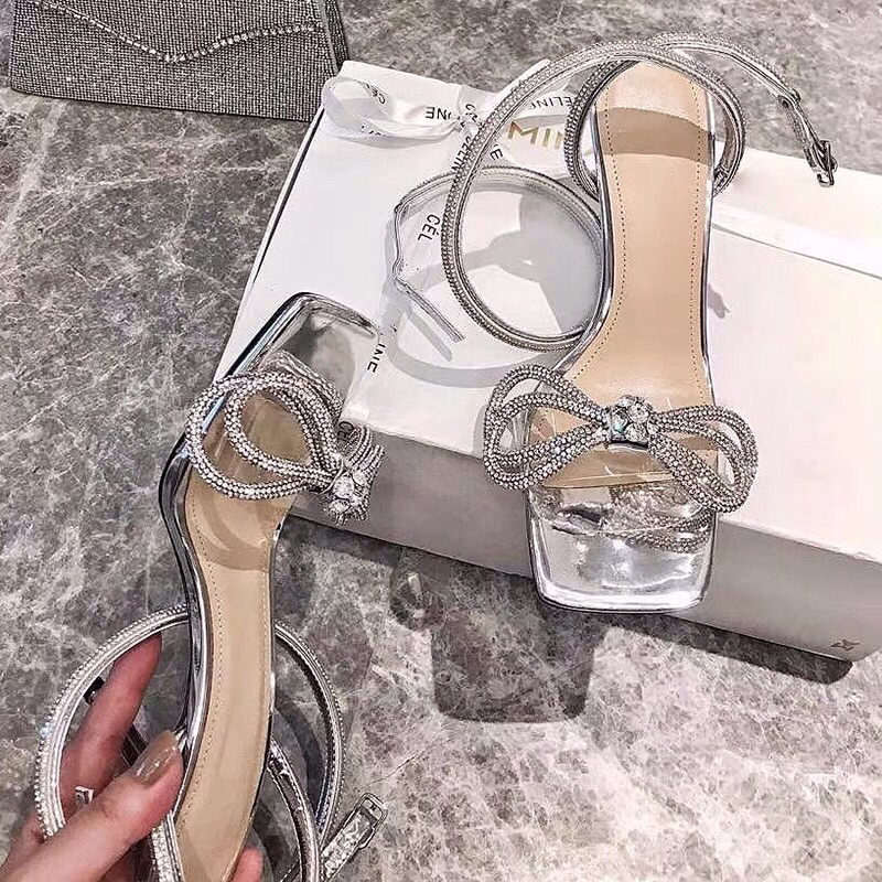 Mẫu sandal đá