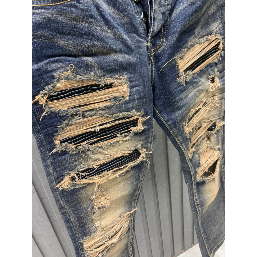 Quần JEAN Nam AMIRI Slimfit xanh khói rách tua lót da Quần bò Amiri vá nhiều da bản đẳng cấp nhất dòng vá da Hót 2023