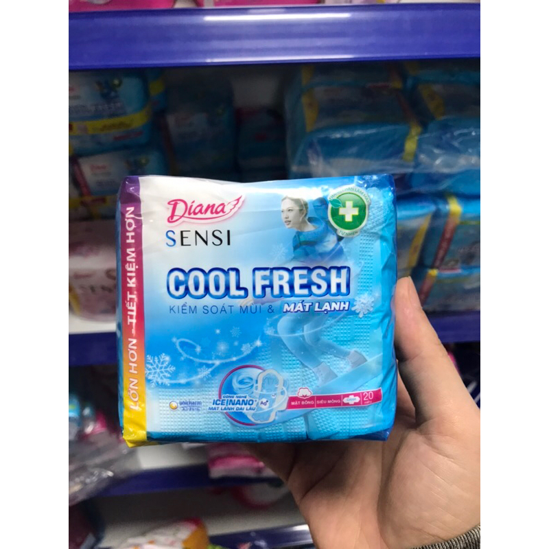 Băng vệ sinh Siêu Mỏng 20 Miếng DIANA Sensi Cool Fresh Có Cánh