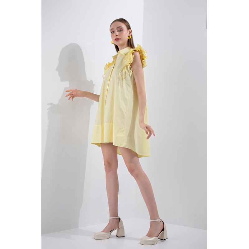 Váy sơ mi  chất liệu cotton thiết kế tay hoa loa kèn phong cách trẻ trung năng động thoải mái