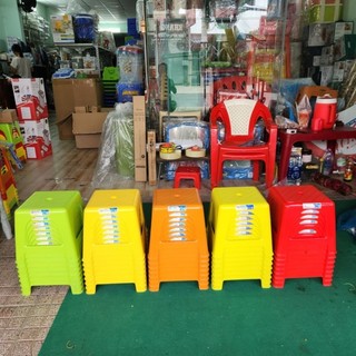 Combo 08 ghế nhựa lùn kiểu - Qui Phúc