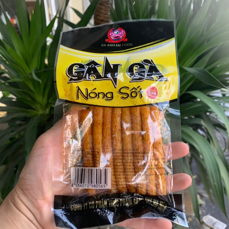 Gân gà nóng sốt Ba Anh Em