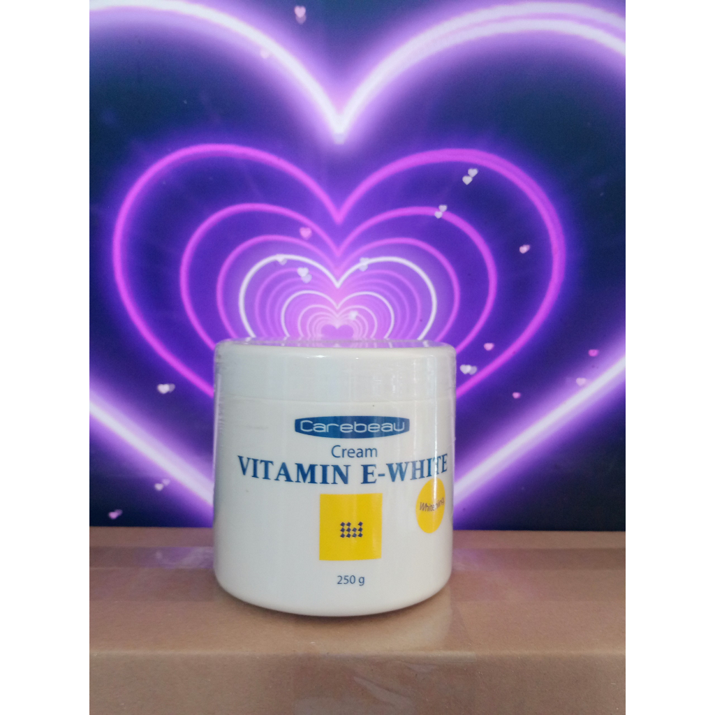 KEM DƯỠNG ẨM VITAMIN E TRẮNG DA PINK