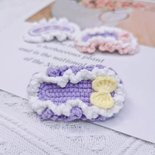 Kẹp tóc màu tím bằng len handmade