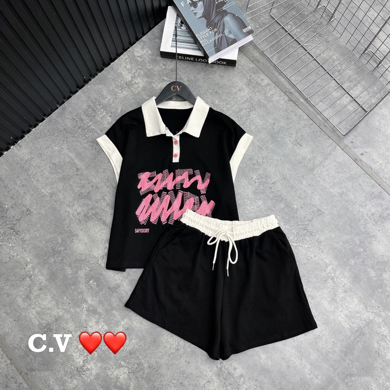 Sét bộ siêu đẹp e về thêm hàng qccc chats cực đẹp