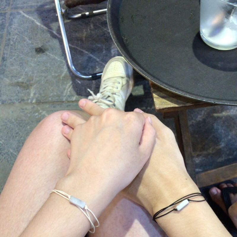 Set vòng tay đá và hoa