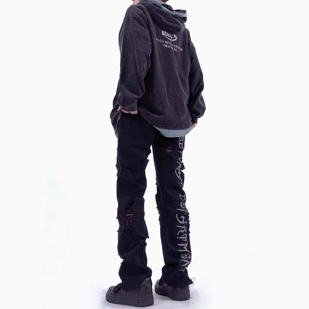 Quần Jeans Thêu Chữ Ống Rộng Họa Tiết Unisex Hiphop BluuWear